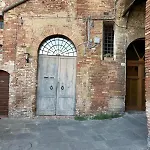Loft Vicolo Di Vallepiatta 2 Min Piazza Del Campo Con Parcheggio Siena