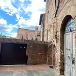 Apartment Loft Vicolo Di Vallepiatta 2 Min Piazza Del Campo Con Parcheggio