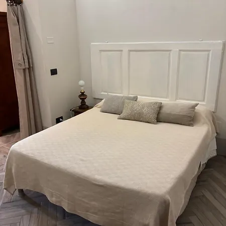 Loft Vicolo Di Vallepiatta 2 Min Piazza Del Campo Con Parcheggio Apartment Siena
